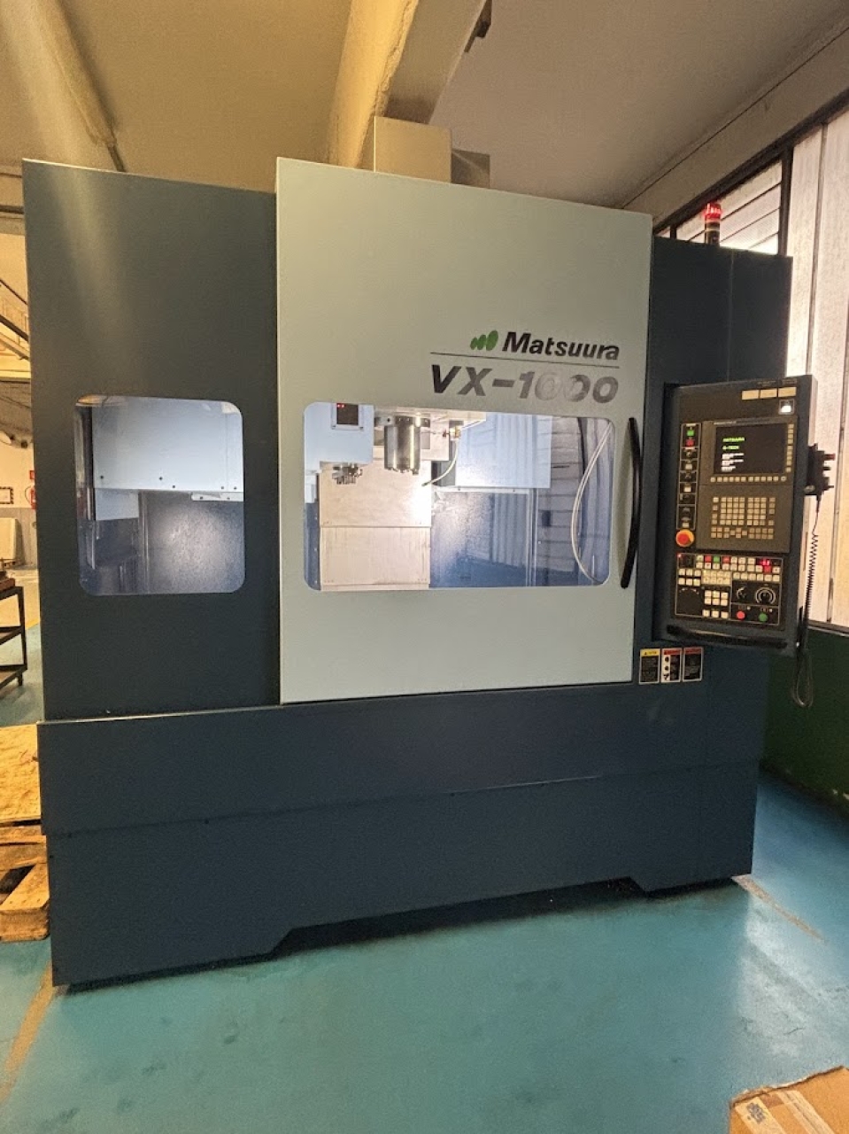 Centro di lavoro verticale Matsuura VX-1000 - Foto integrale macchina 