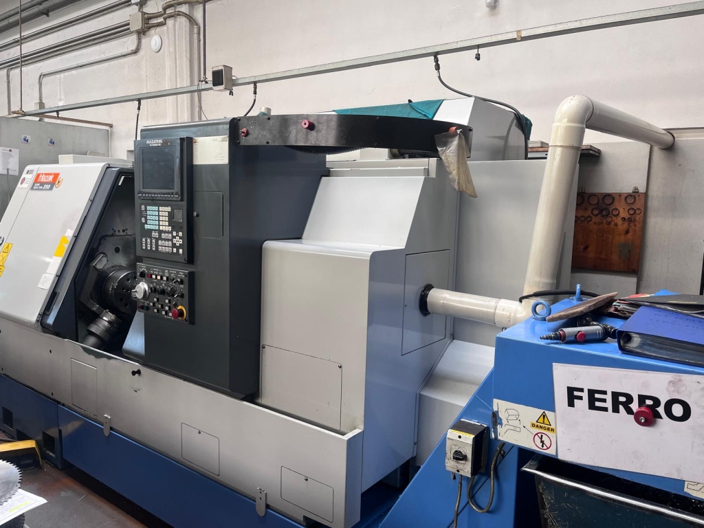 Tornio Mazak SQT 250