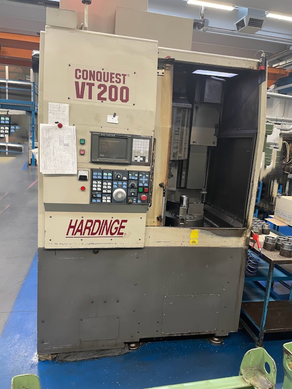 Tornio verticale Hardinge Conquest VT 200 - Foto integrale macchina 