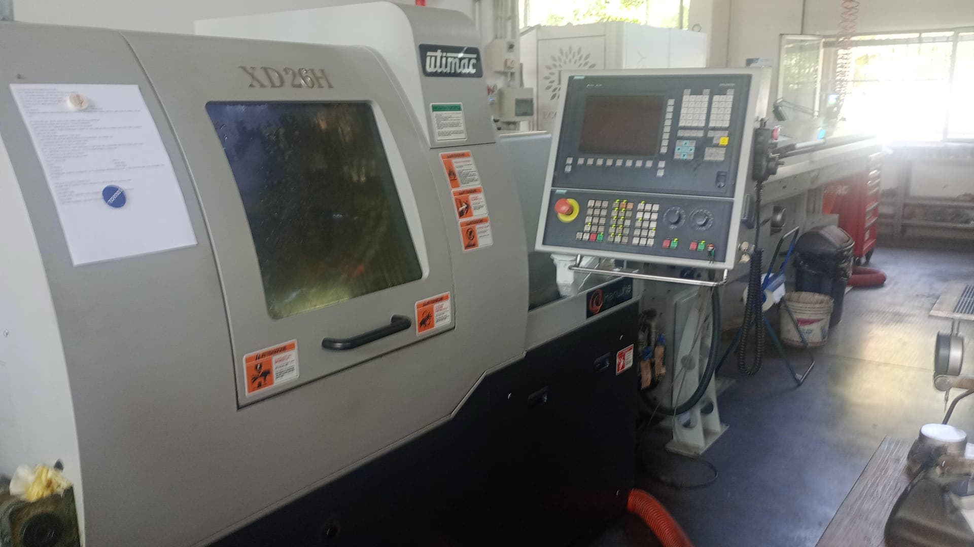 Tornio CNC a fantina mobile Hanwha XD 26H-840D