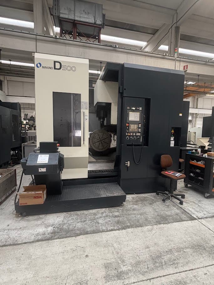 Makino D500
