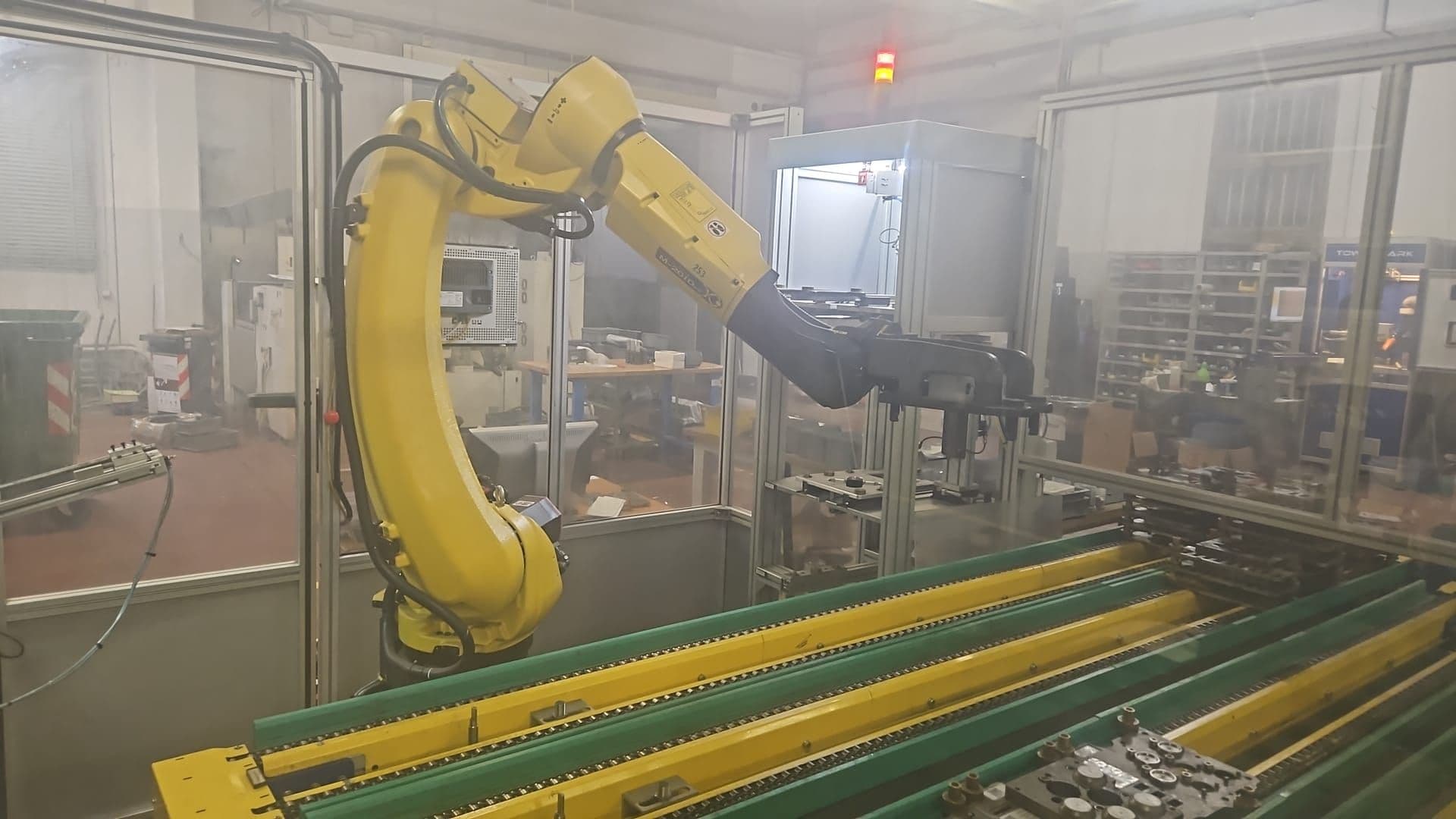 Fanuc M-20iD/25