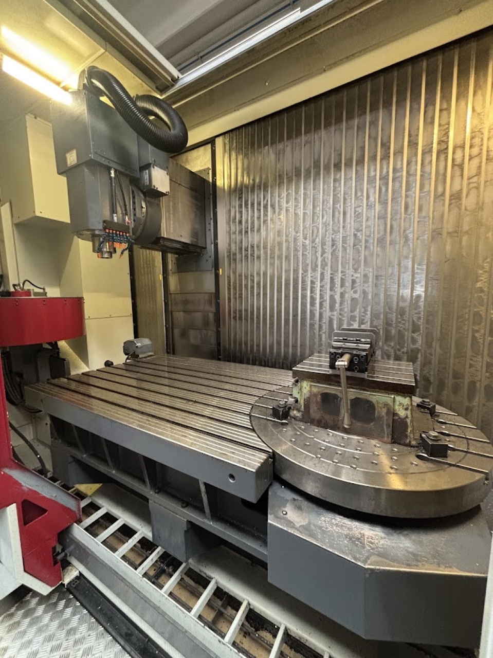 Centro Di Lavoro A Montante Mobile C.B. Ferrari  GT2000 Foto zona di lavoro 