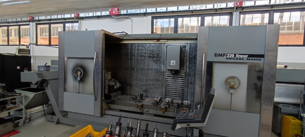 Centro Di Lavoro A Montante Mobile DMG DMF 220 Linear