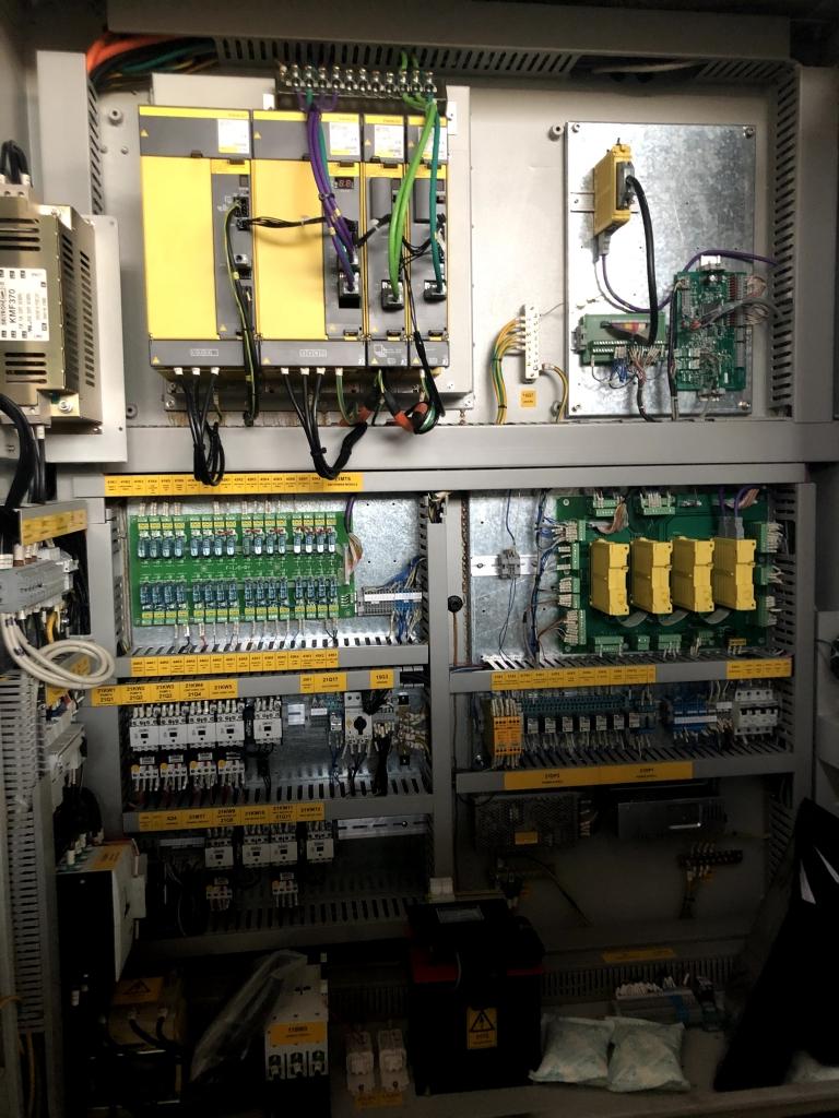 Centro Di Lavoro BRIDGEPORT   XR 1000 Foto facoltativa 1 