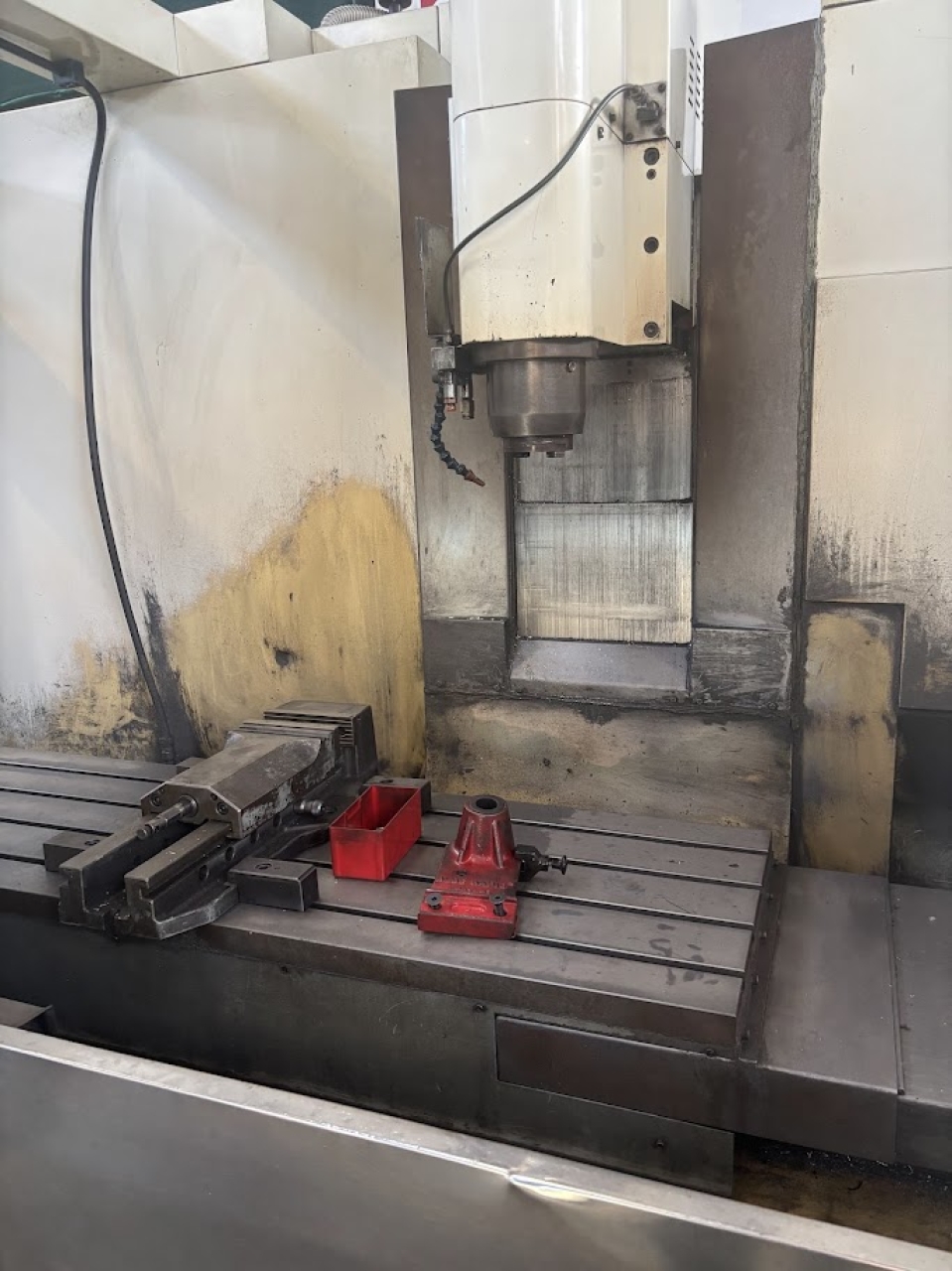 Centro Di Lavoro FAGIMA FA100 Foto zona di lavoro 