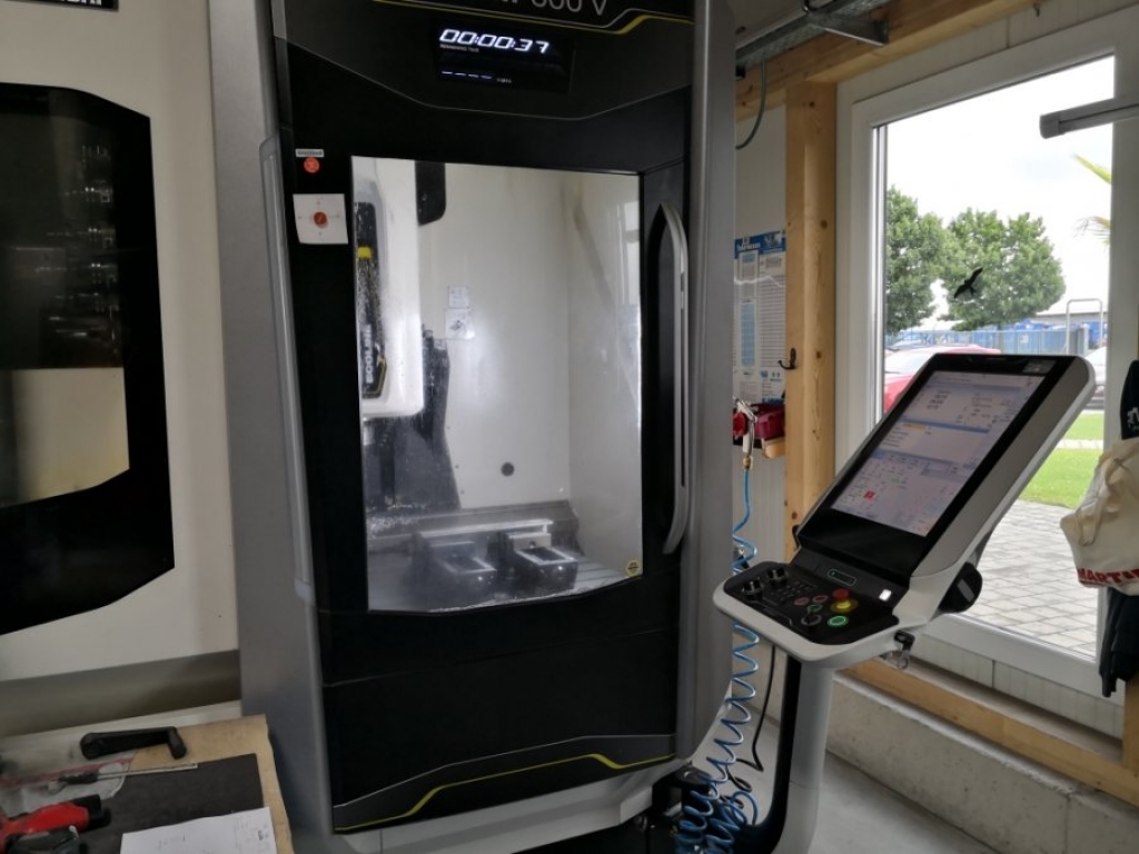 Centro Di Lavoro Verticale DMG MORI EcoMill 600V