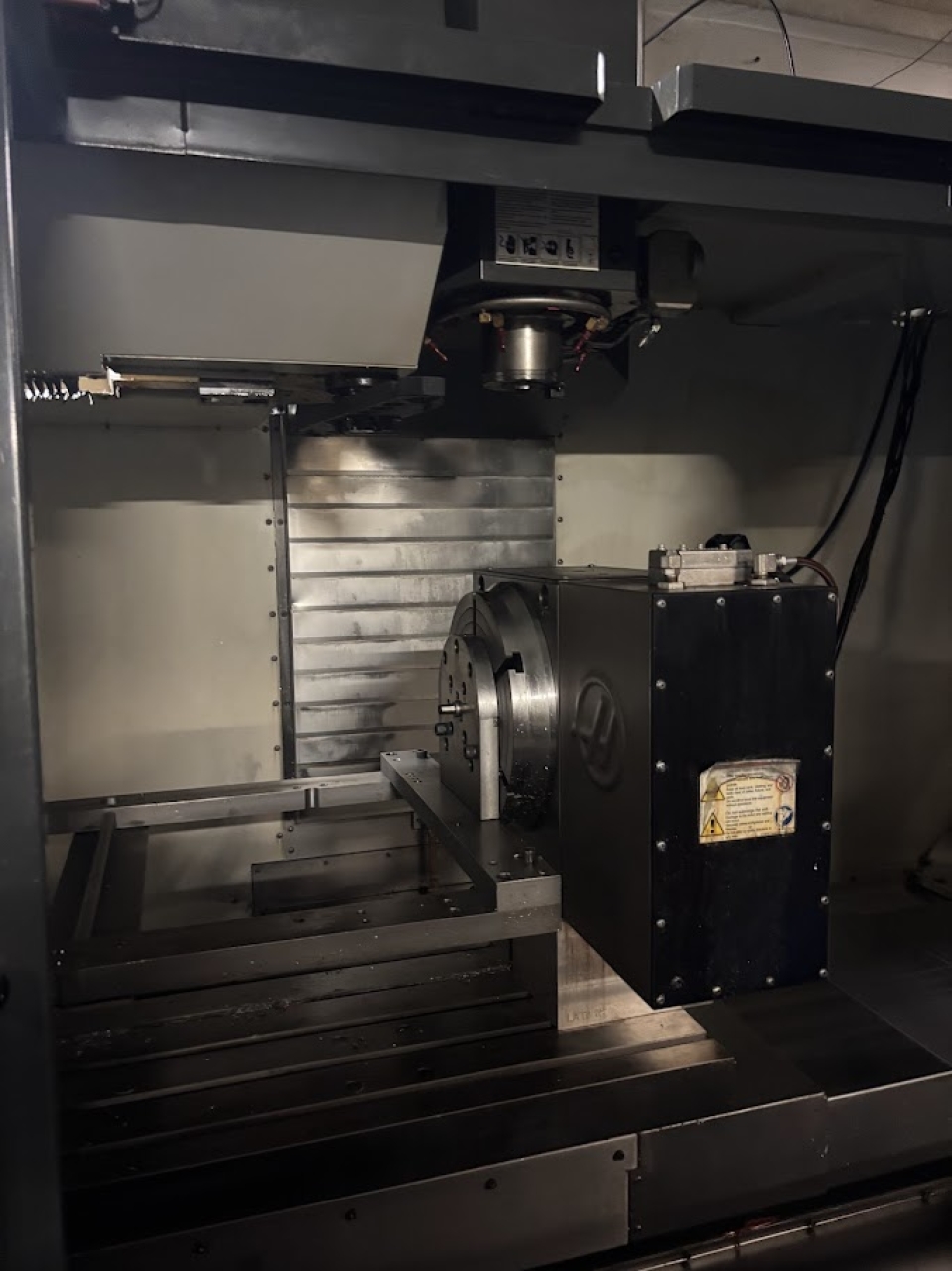 Centro Di Lavoro Verticale HAAS VF-5/40 Foto pannello di controllo 