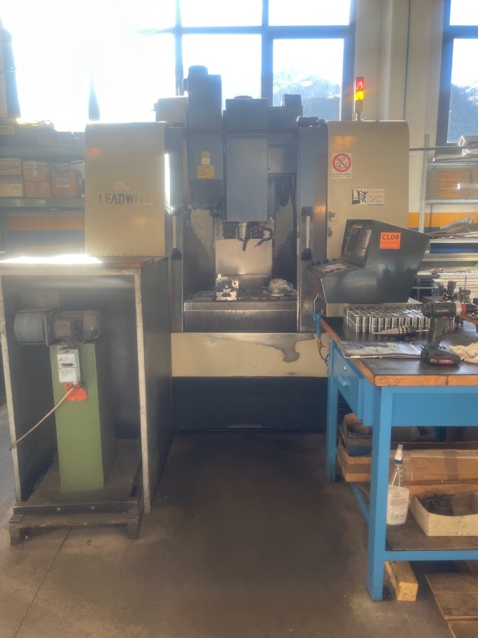 Centro Di Lavoro Verticale Leadwell MCV 610CR