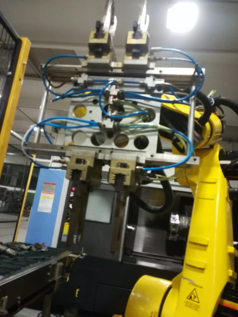 Robot RR Robotica ATOM 100 Foto zona di lavoro 