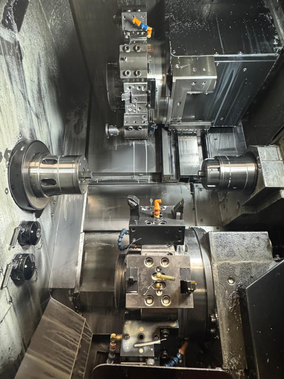 Tornio Da Barra Mori Seiki ZL-200SMC Work area photo 