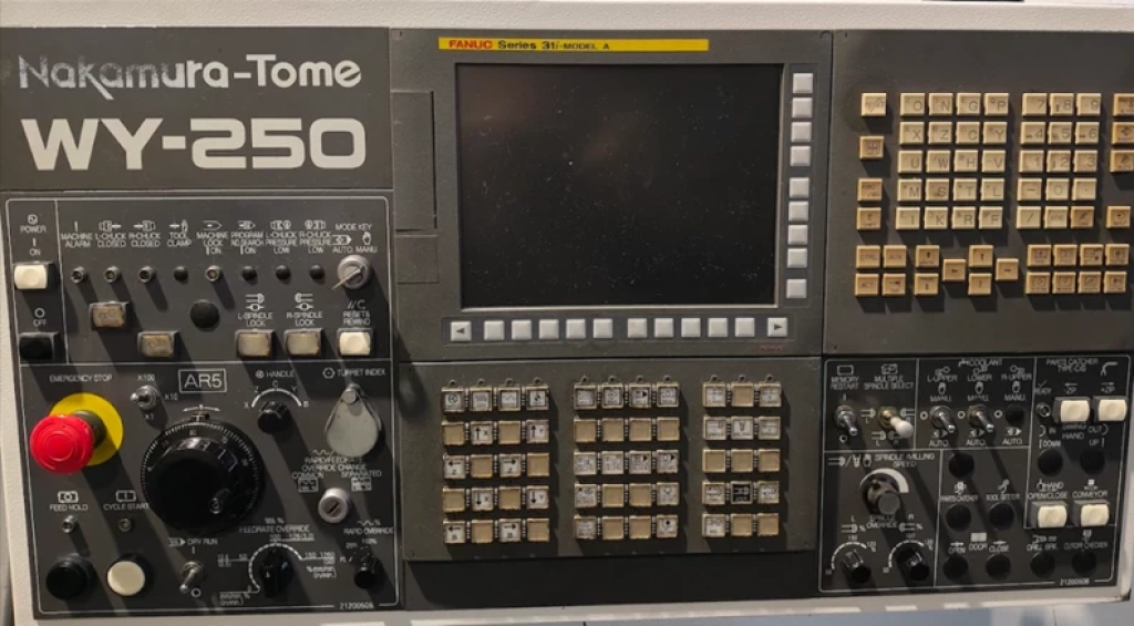 Tornio Motorizzato Cnc Nakamura Super Mill WY-250 Foto pannello di controllo 
