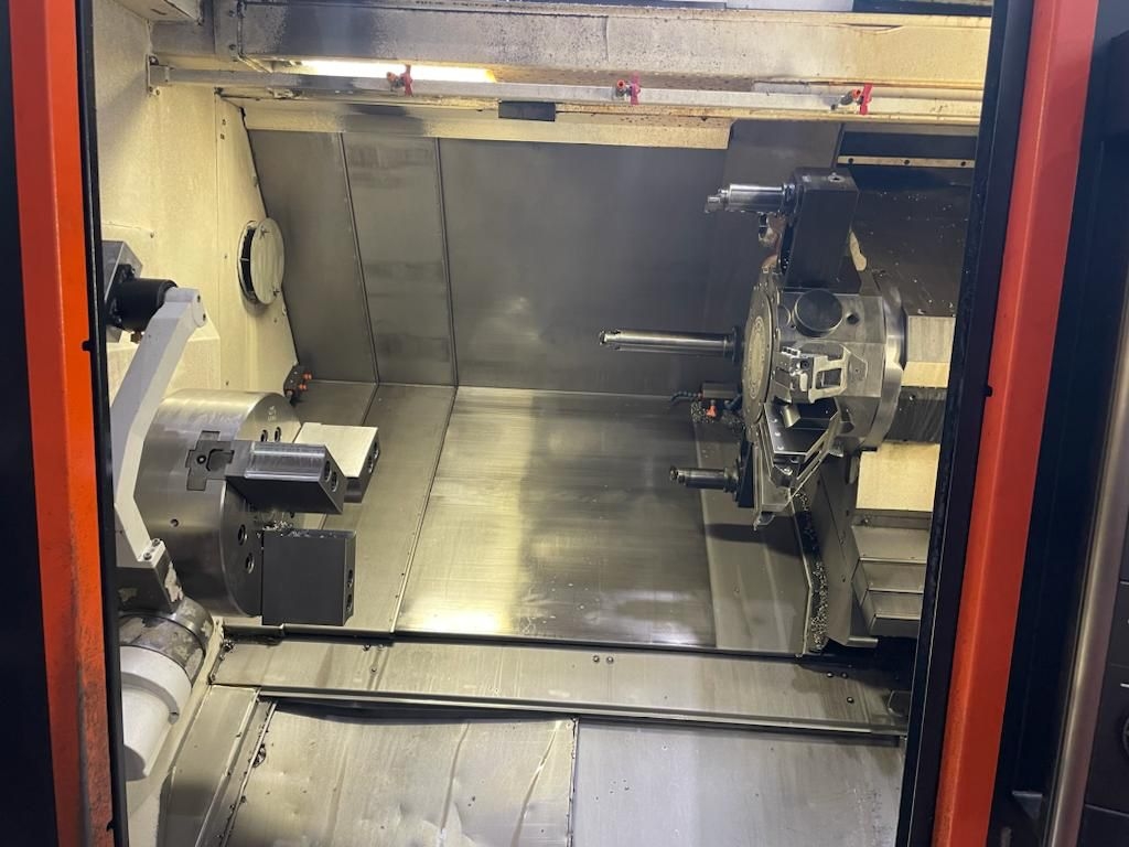 Tornio Motorizzato Mazak QTN-350MY II X 1500 Foto zona di lavoro 